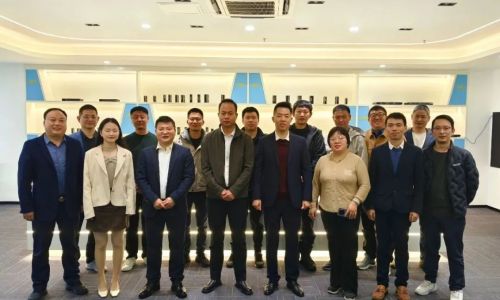 宇航工業(yè)交換機(jī)2024第四季度會(huì)成功召開！共謀發(fā)展，迎接2025新篇章！